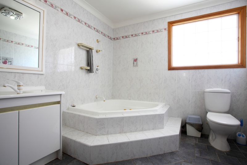 Top Bathtub Installation Companies in Hazlet, NJ